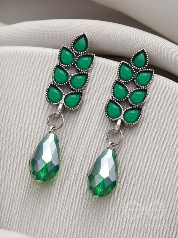 THE GRAPEVINE- EMBELLISHED OXIDIZED EARRINGS (Emerald Green)