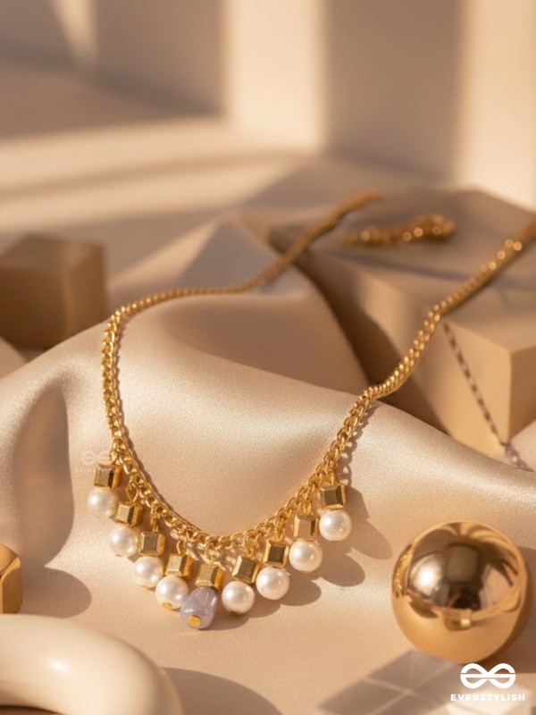 Glowing Lanterns- Golden Pearls Necklace With Anti-Tarnish Coating 