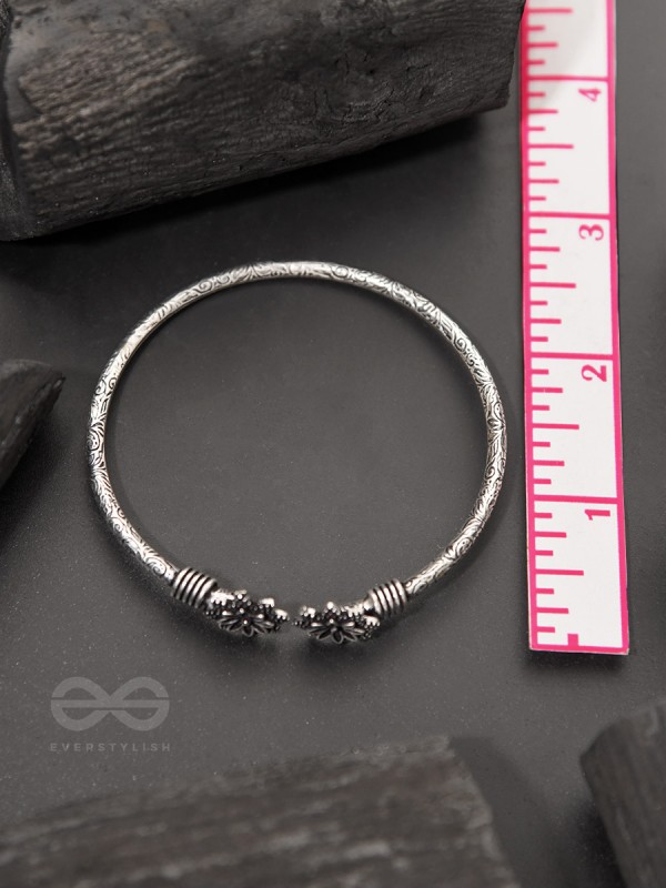 Ups-a-Daisy- Oxidised Bangle Bracelet
