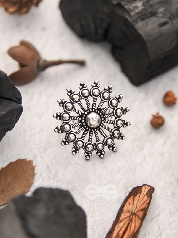 The Moon Glare- Oxidised Statement Ring