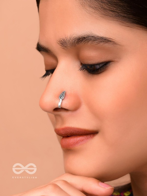 LEAFY WHISPERS - OXIDISED NON-PIERCED NOSERING