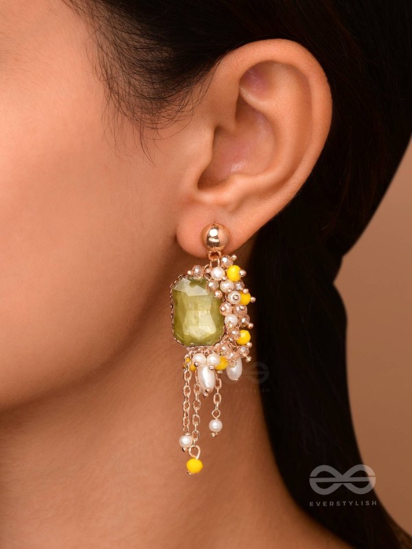 THE GLAMOROUS VINE - STATEMENT DROP EARRINGS