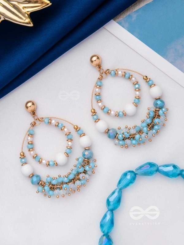 THE MOONLIT SHORES - WHITE AND BLUE GLASS BEAD EARRINGS