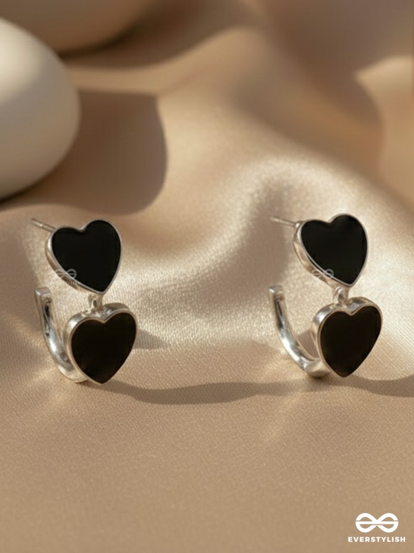 FLINGIN' LOVEY-DOVEY  - BLACK ENAMELLED SILVER STUDS