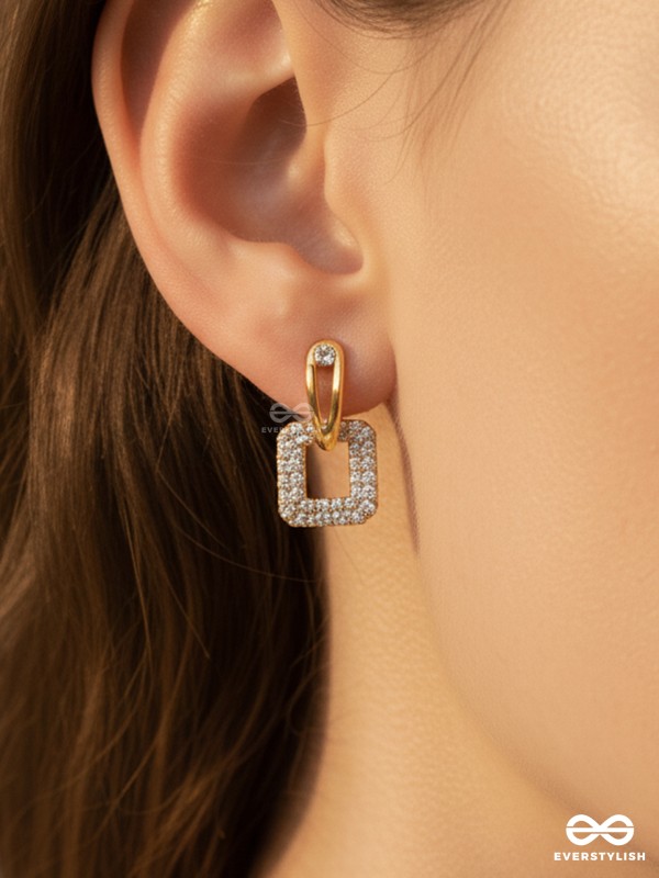 MISSIN' NOTHING - GOLDEN SPARKLING EARRINGS