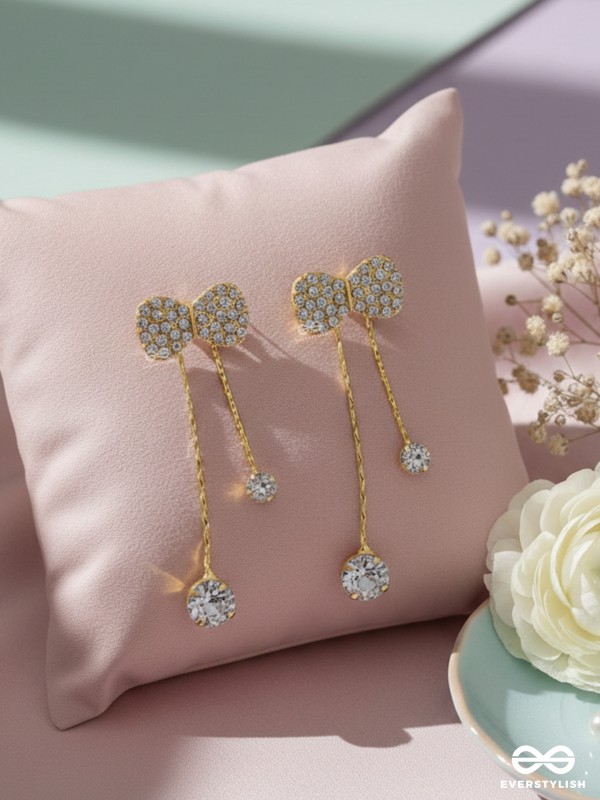 BLINGY BOWS - GOLDEN SPARKLING EARJACKETS