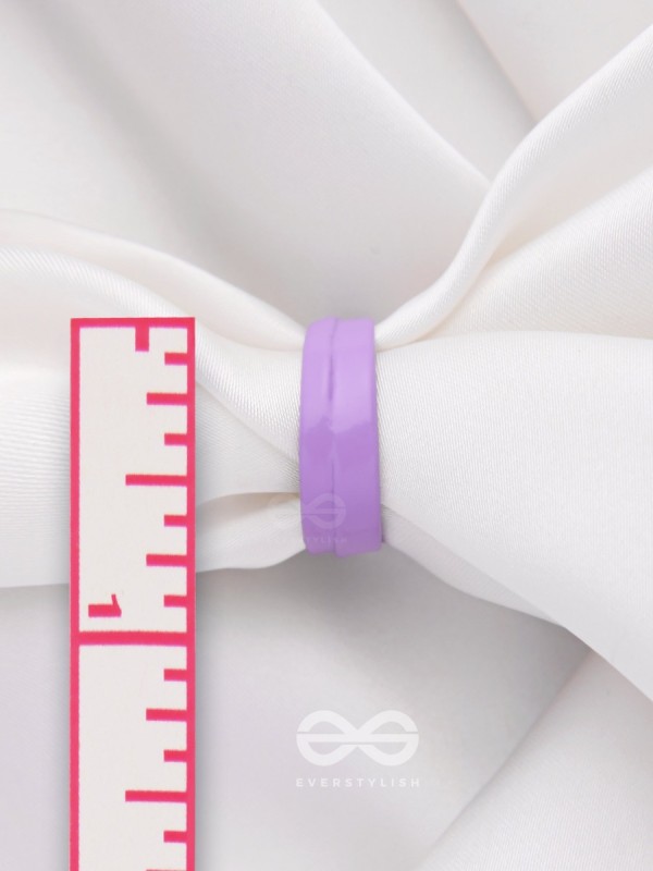 MY LAVENDER LUSH - ADJUSTABLE ACRYLIC RING