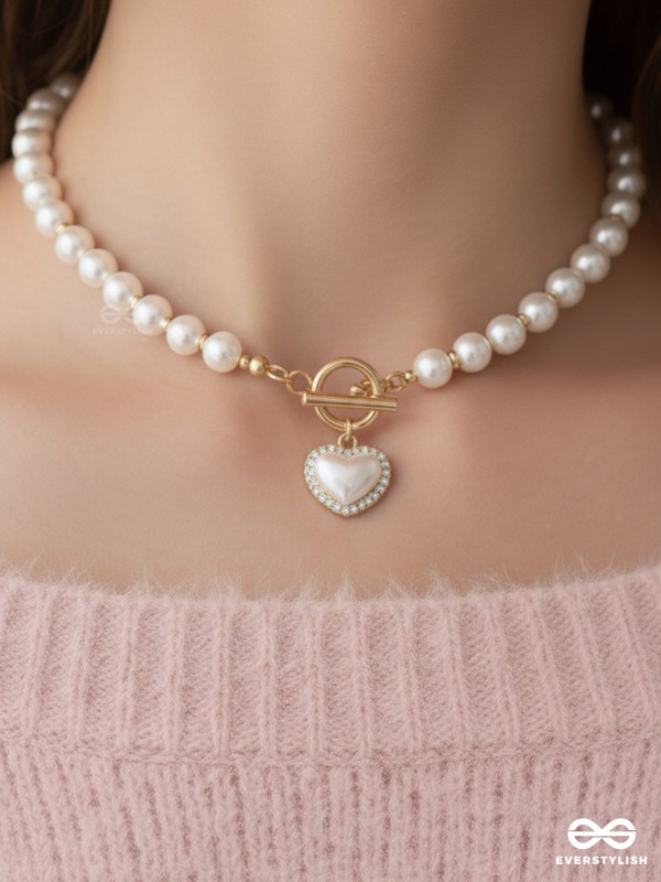 A LOVE AFFAIR - GOLDEN PEARL NECKPIECE