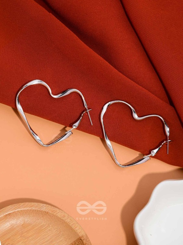 YOUR TWISTED LOVE - SILVER HOOP EARRINGS