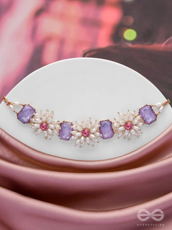 The Spring'S Wish - Statement Choker Neckpiece With Anti-Tarnish Coating 