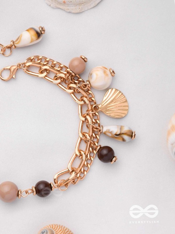 COFFEE BY BEACHSIDE - STATEMENT LAYERED BRACELET