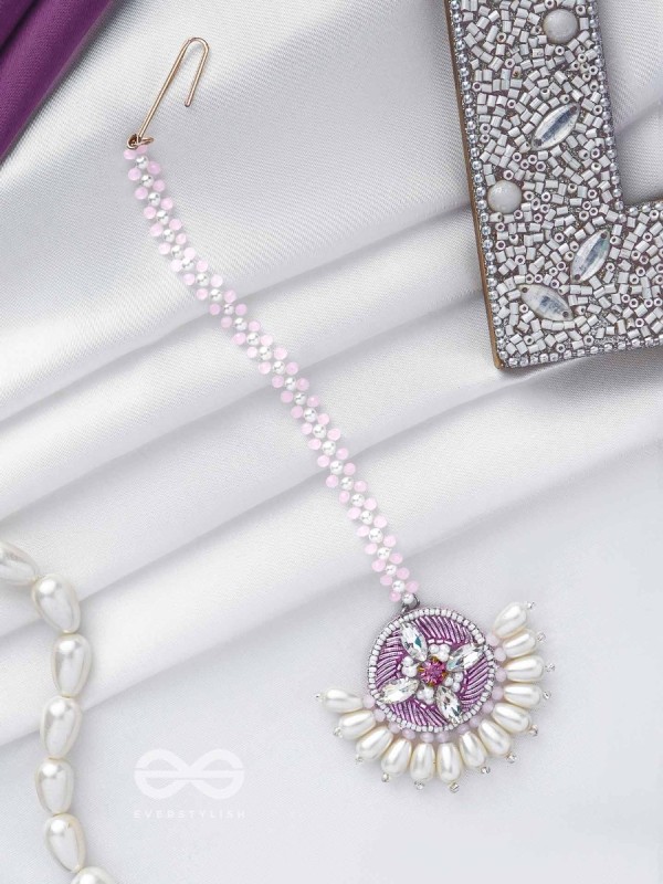 MUKHASHRI - FILLED WITH BEAUTY - STONES, CUTDANA AND BEADS EMBROIDERED MAANGTIKA