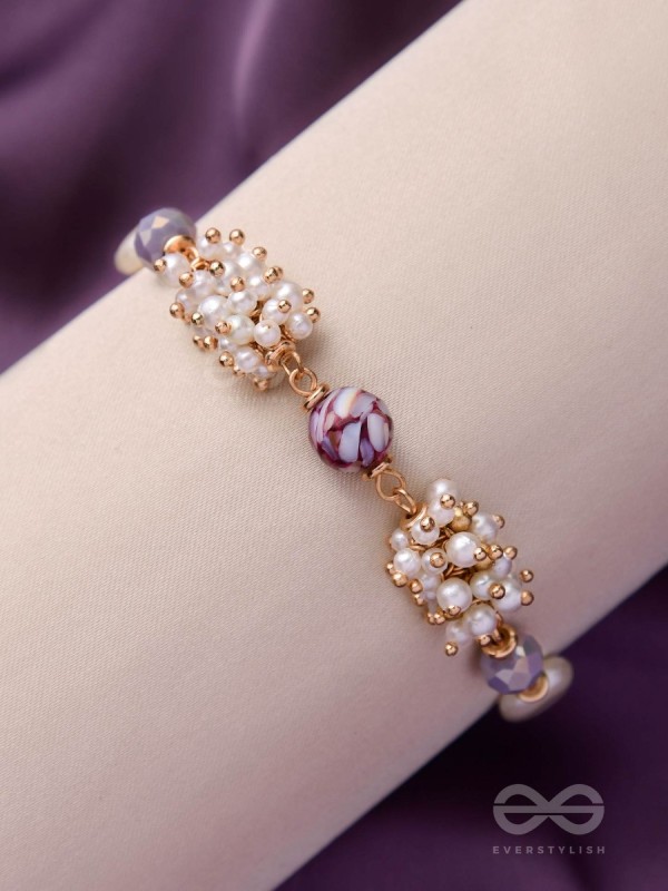 A MAUVE MOON - CLASSY BEADED BRACELET