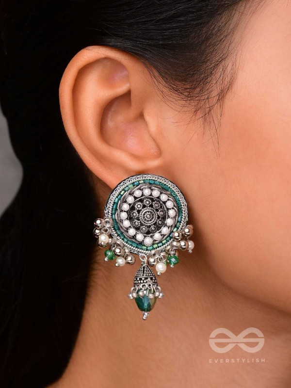 VILAKSHANA - THE EXCEPTIONAL ONE - CUTDANA AND GLASS DROP EMBROIDERED AND OXIDISED EARRINGS
