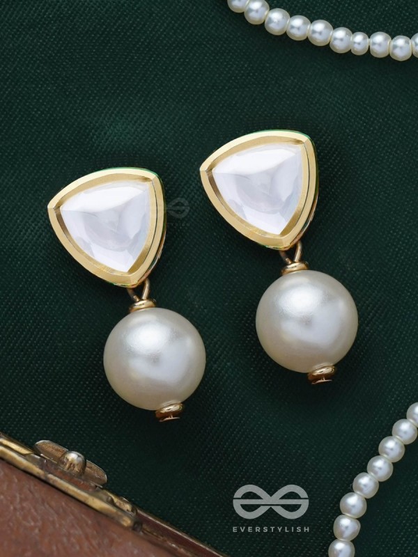 Adesa - Stellar Mirage - Golden Embellished Polki And Kundan Earrings