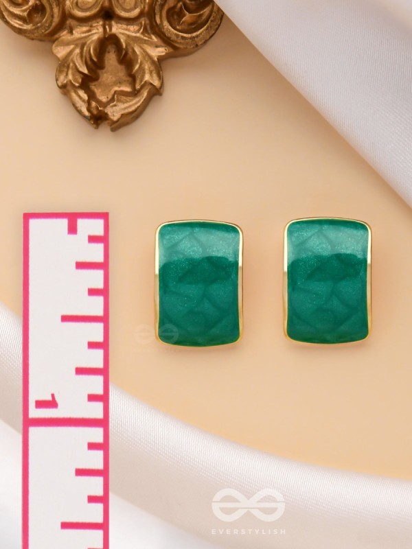 THE CLASSIC RADIANCE - GOLDEN ENAMELLED STUD EARRINGS (GREEN)