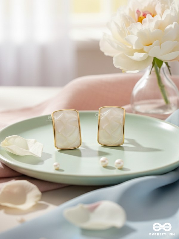 THE CLASSIC RADIANCE  - GOLDEN ENAMELLED STUD EARRINGS (WHITE)