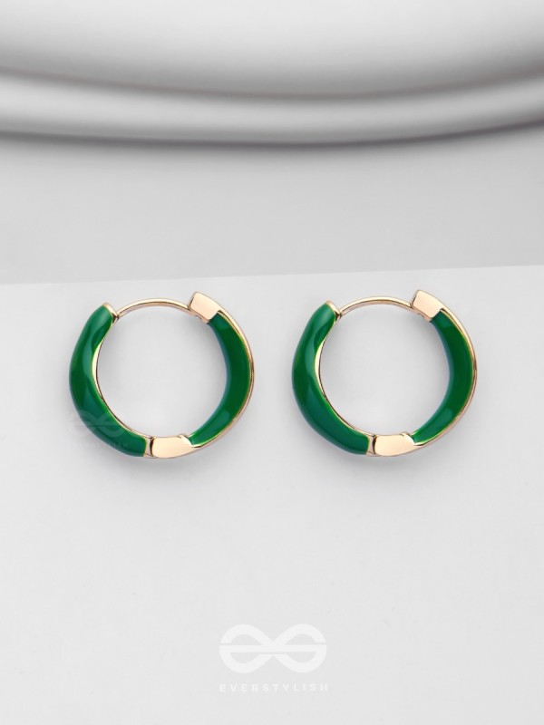 LUXE LITTLE LOOPS - GOLDEN EMBELLISHED HOOP EARRINGS (GREEN)
