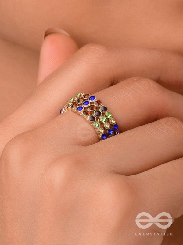 PRISM SPARKLERS - GOLDEN EMBELLISHED RING (MULTICOLOR)