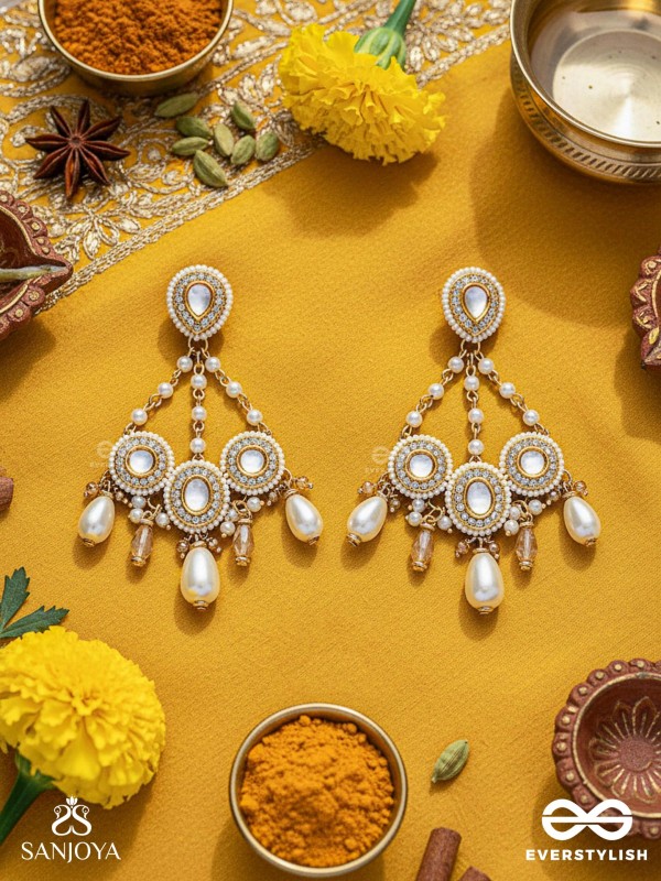 Avadata - Dazzling Giltz N Glamour - Golden Embellished Polki And Kundan Earrings