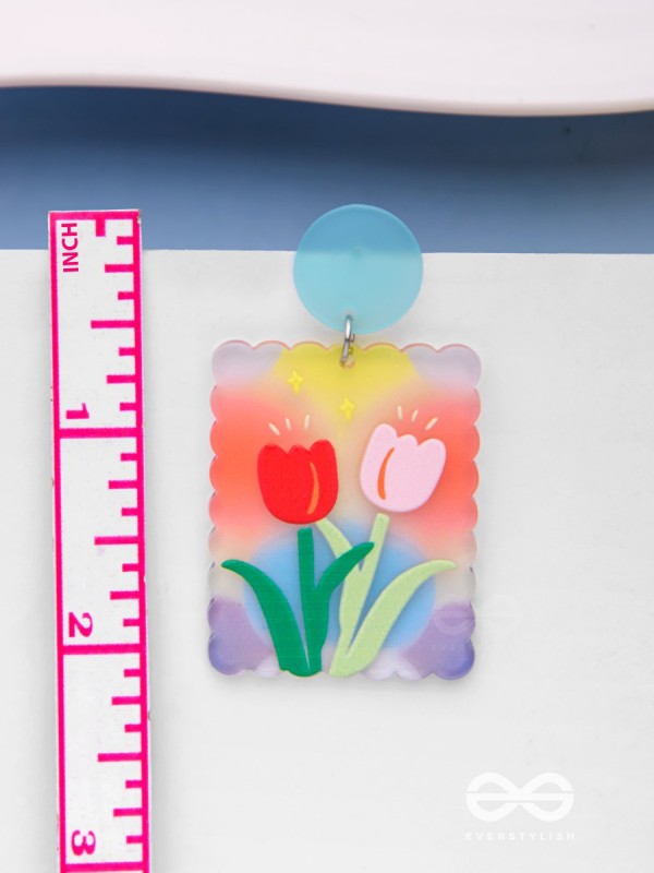 TULIP LOVE AFFAIR - MULTICOLOR ACRYLIC EARRINGS