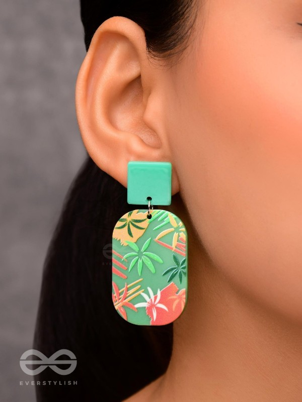 MYSTILEAF MARVELSCAPE - MULTICOLOR ACRYLIC EARRINGS