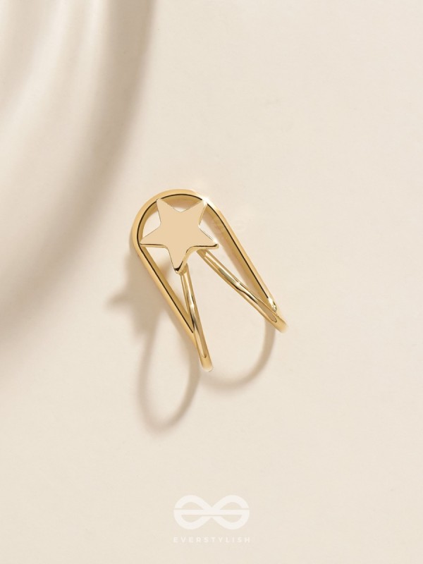 COSMIC STARSHINE  - GOLDEN EMBELLISHED EARCUFF (one ear)