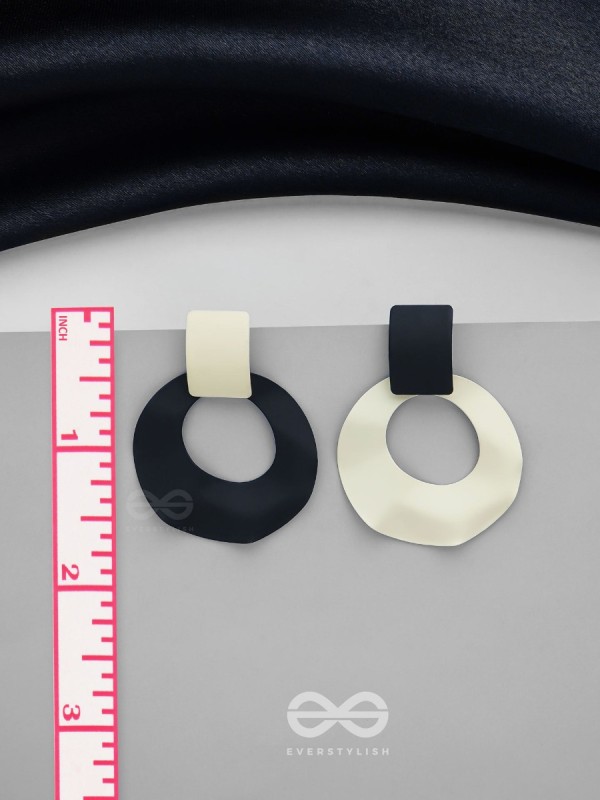 STORMS & CLOUDS - ELEGANT ACRYLIC EARRINGS 