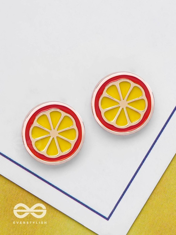 THE LEMONY LIFE - GOLDEN EMBELLISHED STUD EARRINGS