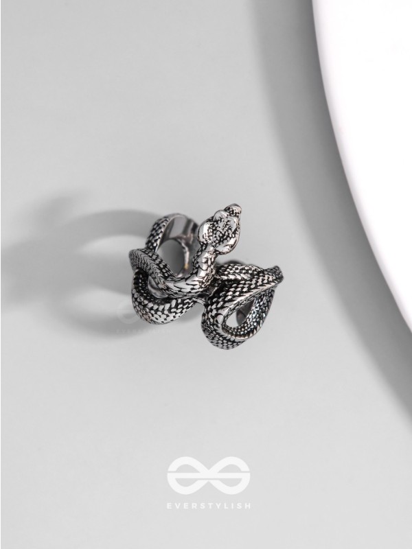 NIGHTSHADE BASILISK - STATEMENT SILVER RING (ADJUSTABLE)