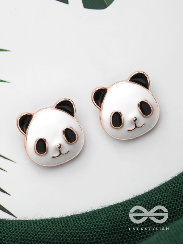 CHEEKY PANDA - GOLDEN EMBELLISHED STUD EARRINGS