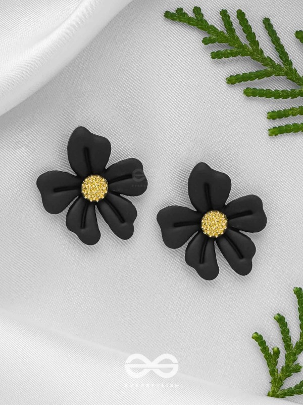 THE FLORAL FLING - GOLDEN AND BLACK ACRYLIC STUD EARRINGS