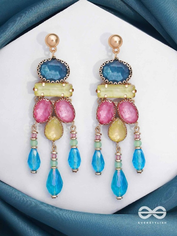 The Bright Delight - Golden Embellished Earrings