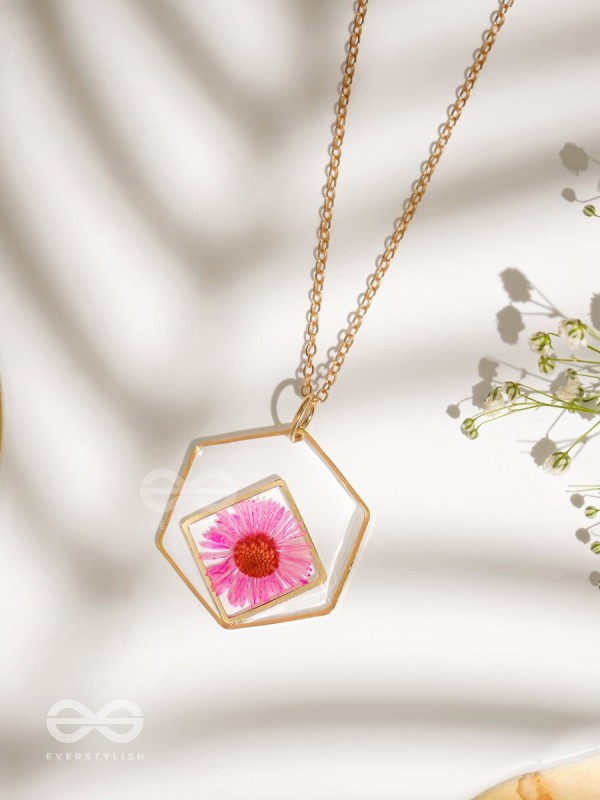 Charm Of Primrose - Pressed Flower Resin Pendant With Anti-Tarnish Coating 