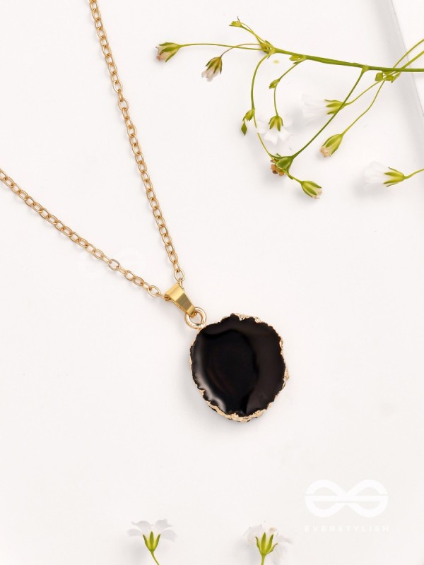 Glowing Magic - Golden And Black Resin Pendant With Anti-Tarnish Coating