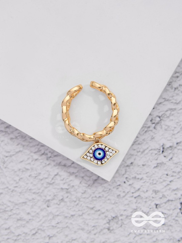 Cosmic Watcher - Golden Embellished Charm Ring (Adjustable)