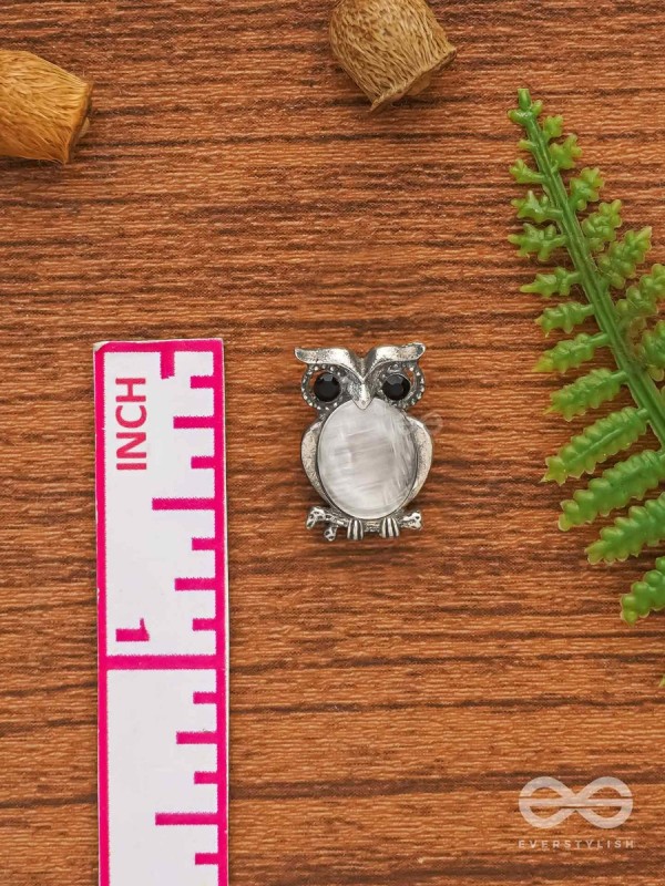 The Little Embellished Owls- Tiny Trinket Earrings(Gray)