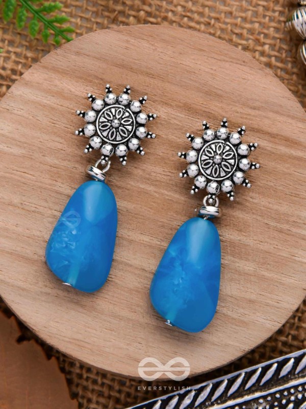 Oath Of The Sky- Stone Oxidised Earrings