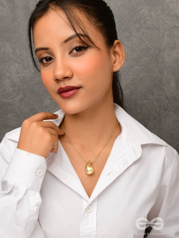 Radiant Raindrop - Statement Golden Pendant With Anti-Tarnish Coating