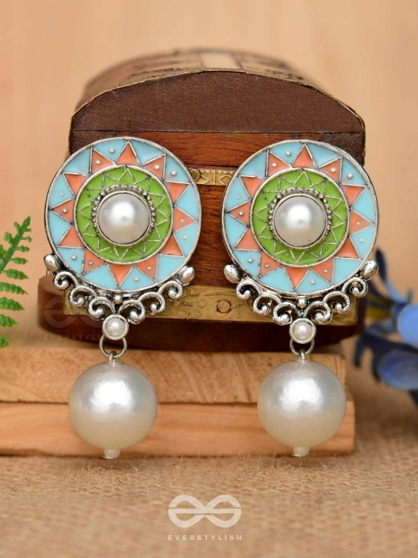 The Serene Carvings - Enamelled Oxidised Pearl Earrings