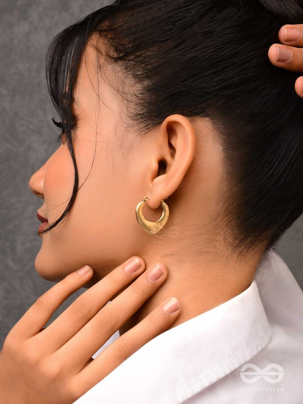 Tipsy Twilight  - Golden Stainless Steel Earrings With Anti-Tarnish Coating
