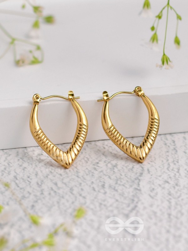 Shimmer Drops - Golden Stainless Steel Earrings With Anti-Tarnish Coating