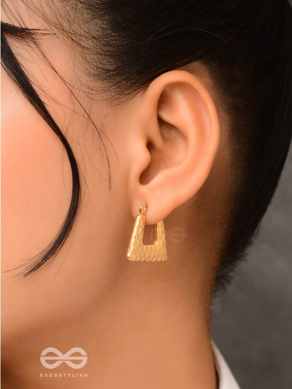 Ethereal Gleams - Golden Stainless Steel Earrings With Anti-Tarnish Coating