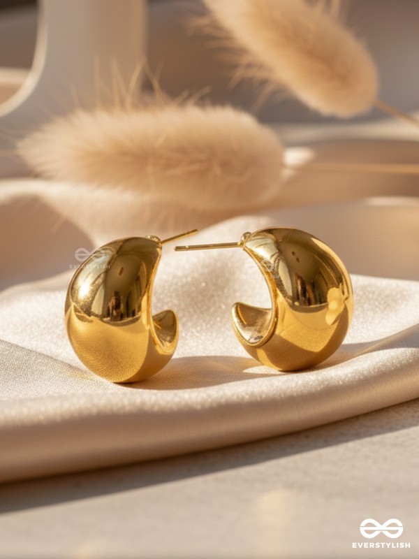 The Grandeur Drops - Golden Statement Earrings 