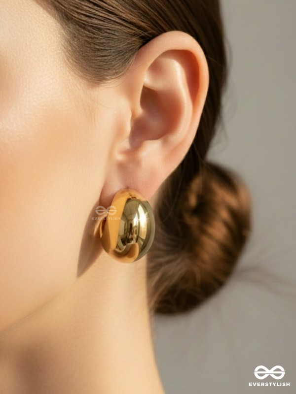 The Grandeur Drops - Golden Statement Earrings 