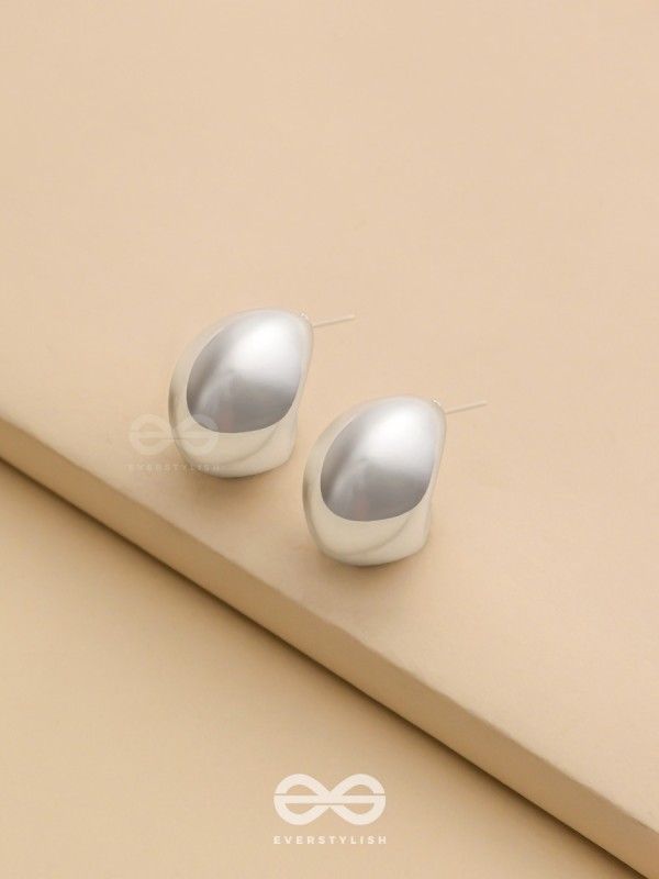 The Grandeur Drops - Silver Statement Earrings 