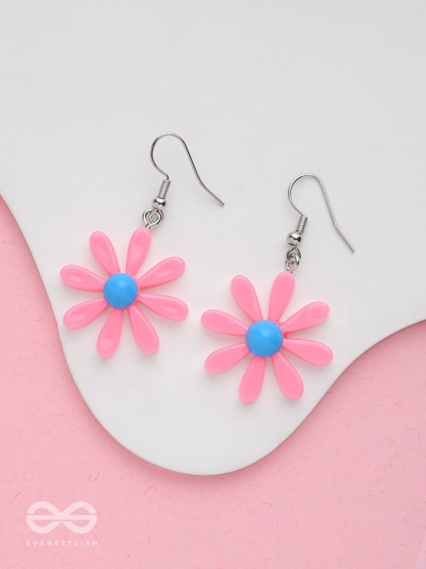 Bloom In Style - Elegant Acrylic Earrings (Pink)