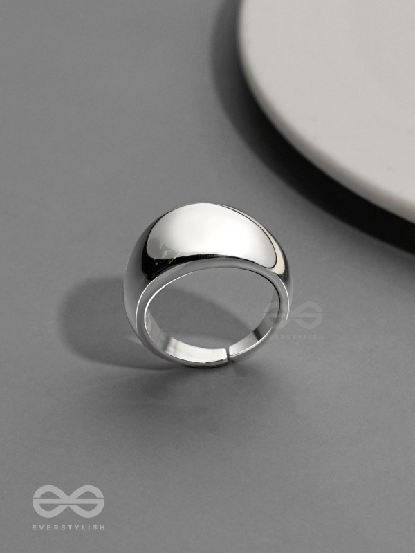 The Silver Stunner- Bold Silver Ring 
