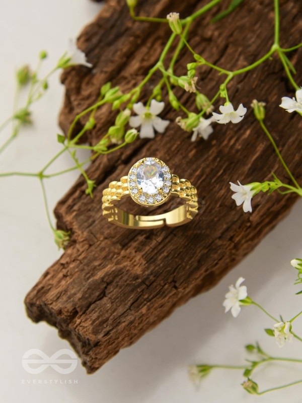 The Radiant Rhinestone - Golden Cubic Zirconia Ring 