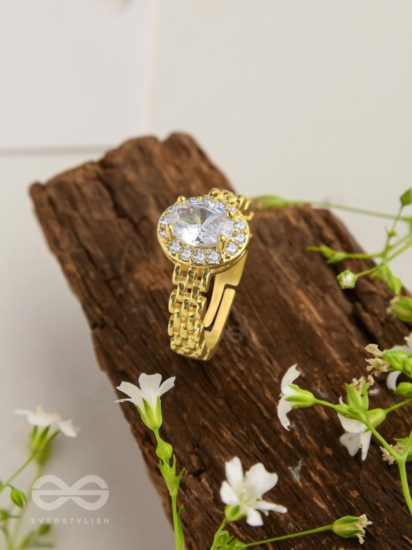 The Radiant Rhinestone - Golden Cubic Zirconia Ring 